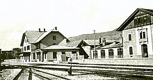 La stazione di Dobbiaco in una cartolina degli anni 1920