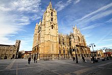 Cathedral of León - general view.JPG