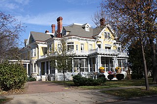 <span class="mw-page-title-main">Charles R. Smith House</span> Historic house in Wisconsin, United States