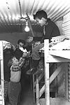 ילדים במקלט בקיבוץ דן, 1964