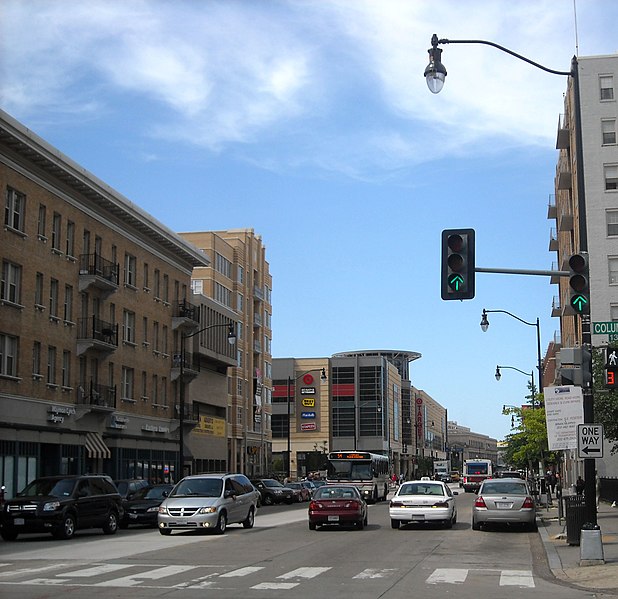 File:Columbia Heights 14th Street.JPG