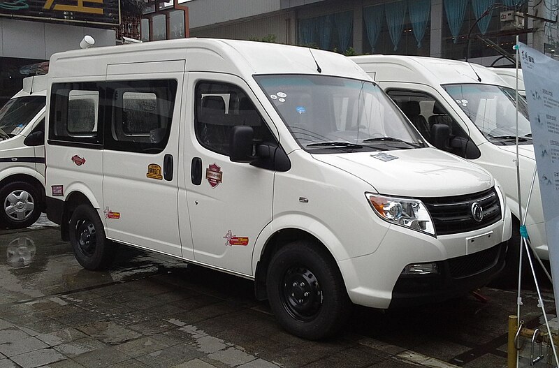 File:DFAC Yufeng SWB 01 China 2014-04-16.jpg