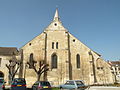 Chevet de l'église rue de Neuville.