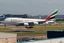 Airbus A380-800 de Emirates, aterrizando en Dallas-Fort Worth