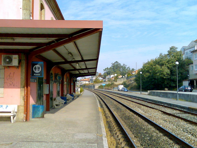 File:Estacion de Padron - 2010-02-27 2 - Certo Xornal.jpg