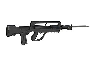FAMAS-G2 with bayonet The G2 features - a larger trigger guard - a STANAG magazine - a hand guard on the receiver under the muzzle - a 1/9 rifling, instead of the 1/12 rifling of the F1