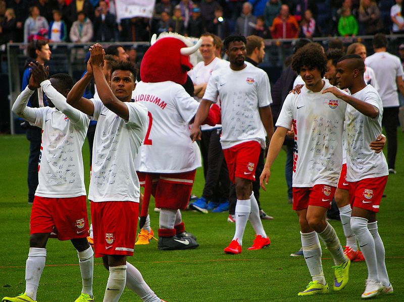 File:FC Red Bull Salzburg gegen WAC (2015) 36.JPG