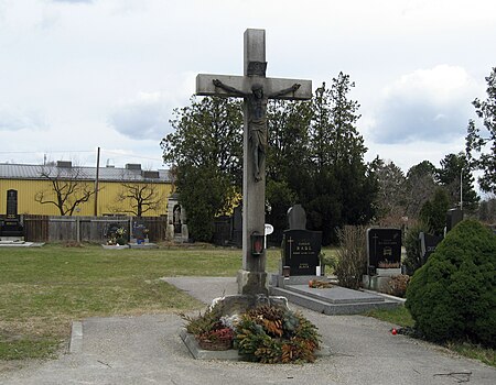 Friedhof Hirschstetten Kreuz