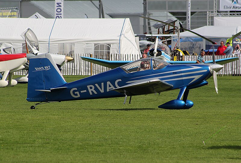 File:G-RVAC (44820925392).jpg