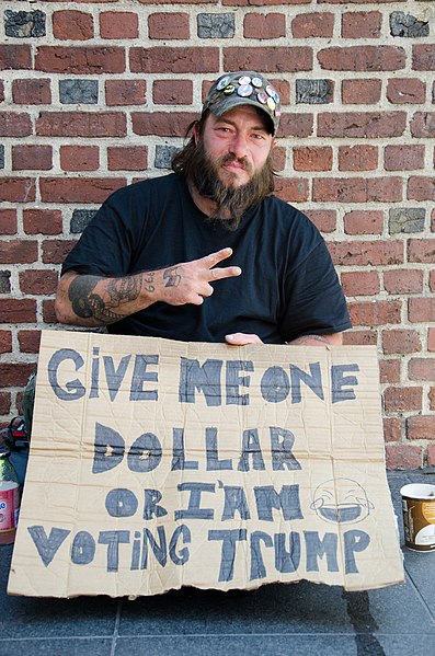 File:GIVE ME ONE DOLLAR OR I AM VOTING TRUMP (28121898191).jpg