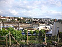 La passerelle Montplaisir et des voies de la gare de triage.