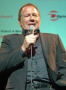 Garry Shandling GarryShandlingApr2011.jpg