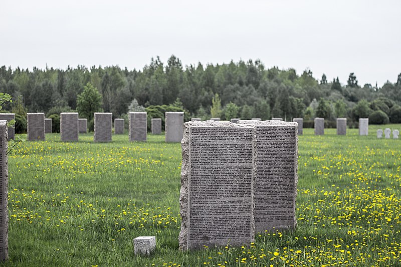 File:German military graveyard - panoramio.jpg