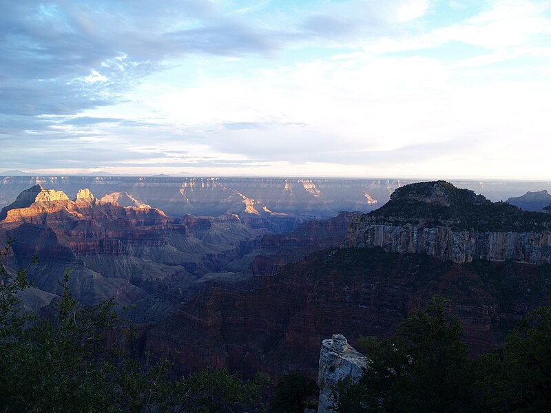 File:Grand Canyon desde Grand Canyon lodge. 23.jpg