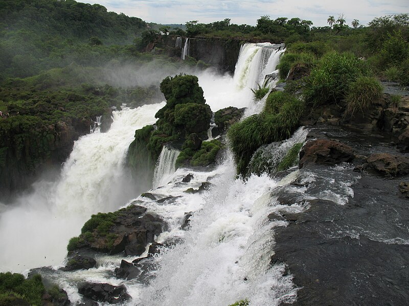 File:Iguazu-Wasserfaelle 04.JPG