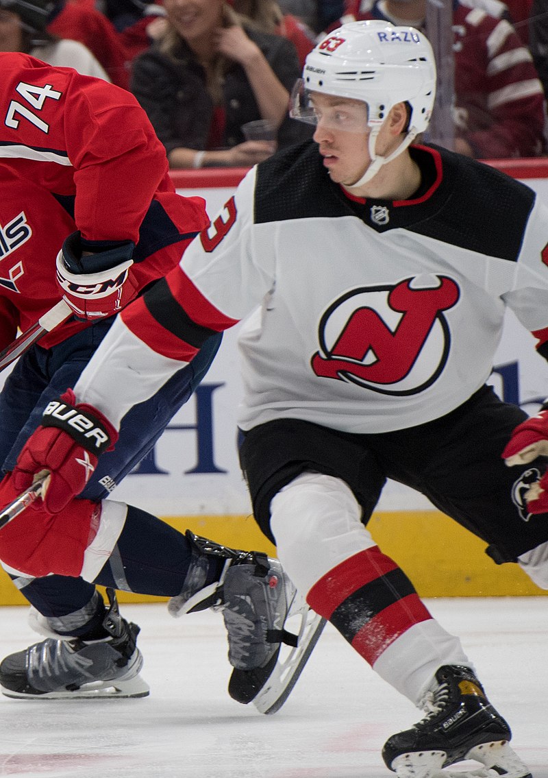 Devils' Jesper Bratt Hits 30 Goals With First Career Hat Trick vs.  Lightning 
