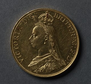 <span class="mw-page-title-main">Five pounds (British gold coin)</span> Gold five pound coin