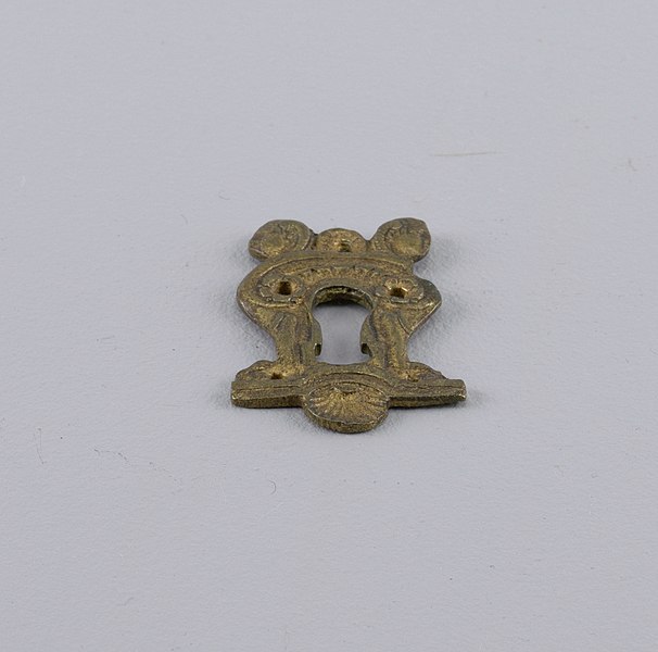 File:Keyhole Escutcheon (France), 1780 (CH 18181235).jpg