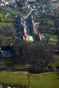 Zicht op de Klaterbaan vanuit de lucht, met op de voorgrond park Moyersoen. met dank aan piloot Stefan De Proft