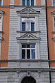 Königinstraße 51; Mietshaus, Neurenaissance, Ende 19. Jh., bei Wiederaufbau stark erneuert. This is a picture of the Bavarian Baudenkmal (cultural heritage monument) with the ID D-1-62-000-3548 (Wikidata)