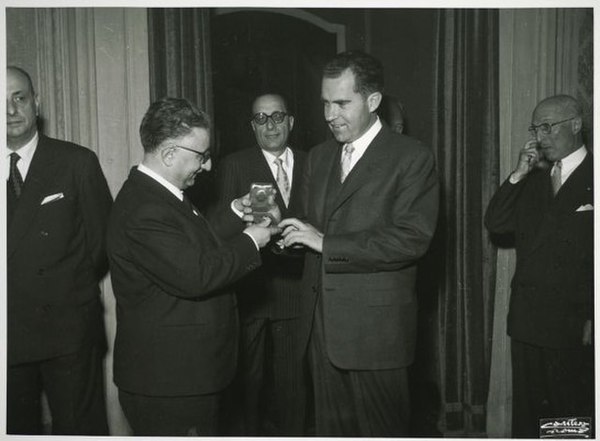 Leone with then U.S. Vice President Richard Nixon in 1957