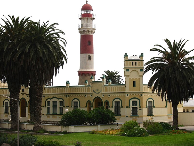 File:Leuchtturm Swakopmund.jpg