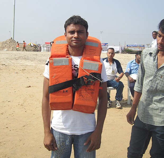 File:Life jacket-wearing.jpg