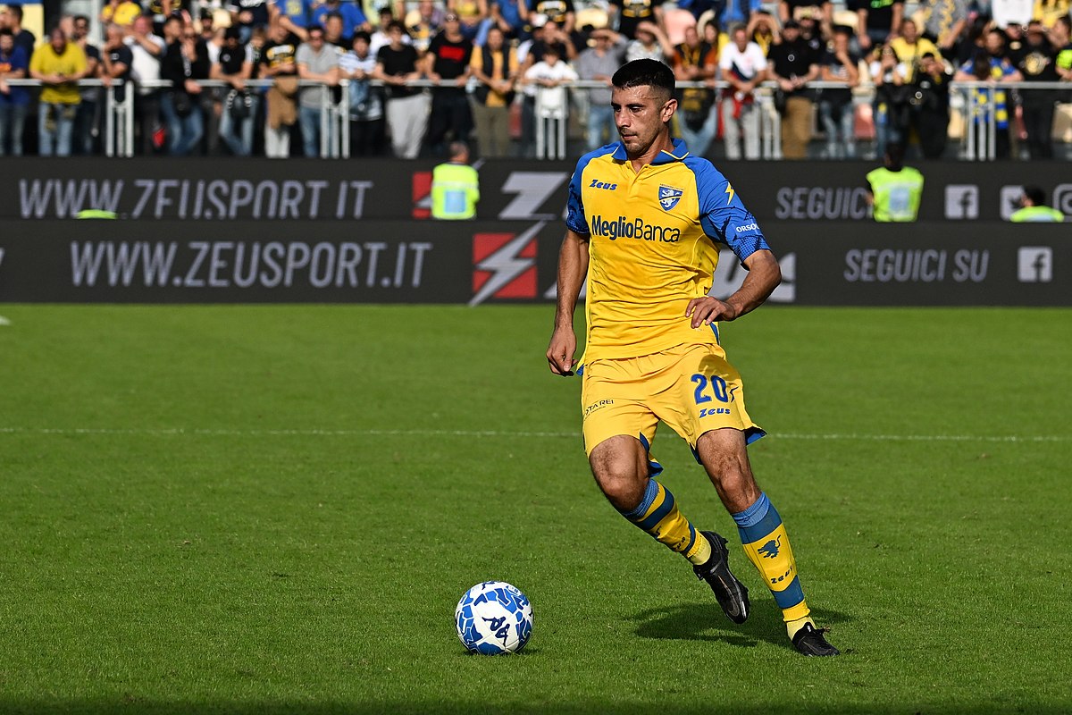 Luca Ravanelli - Player profile 23/24