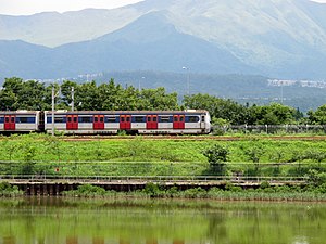 MLR Train near Tai Po Kau 2012.jpg