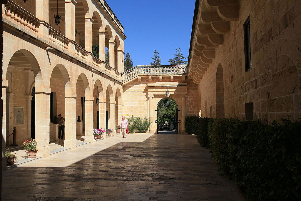 Malta - Attard - San Anton Gardens - Palace 15 ies.jpg