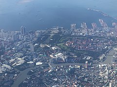 Manila Ermita-Intramuros from air