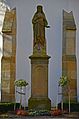 Marienstatue vor der Wallfahrtskirche Höchstberg