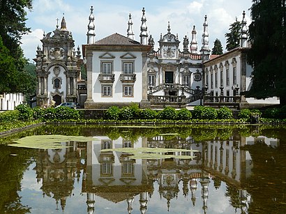 How to get to Palácio de Mateus with public transit - About the place