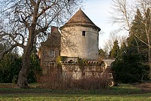 Мауле - Château d'Agnou01.jpg