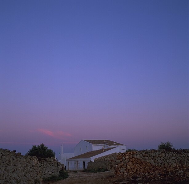 File:Menorca morning at farm.jpg