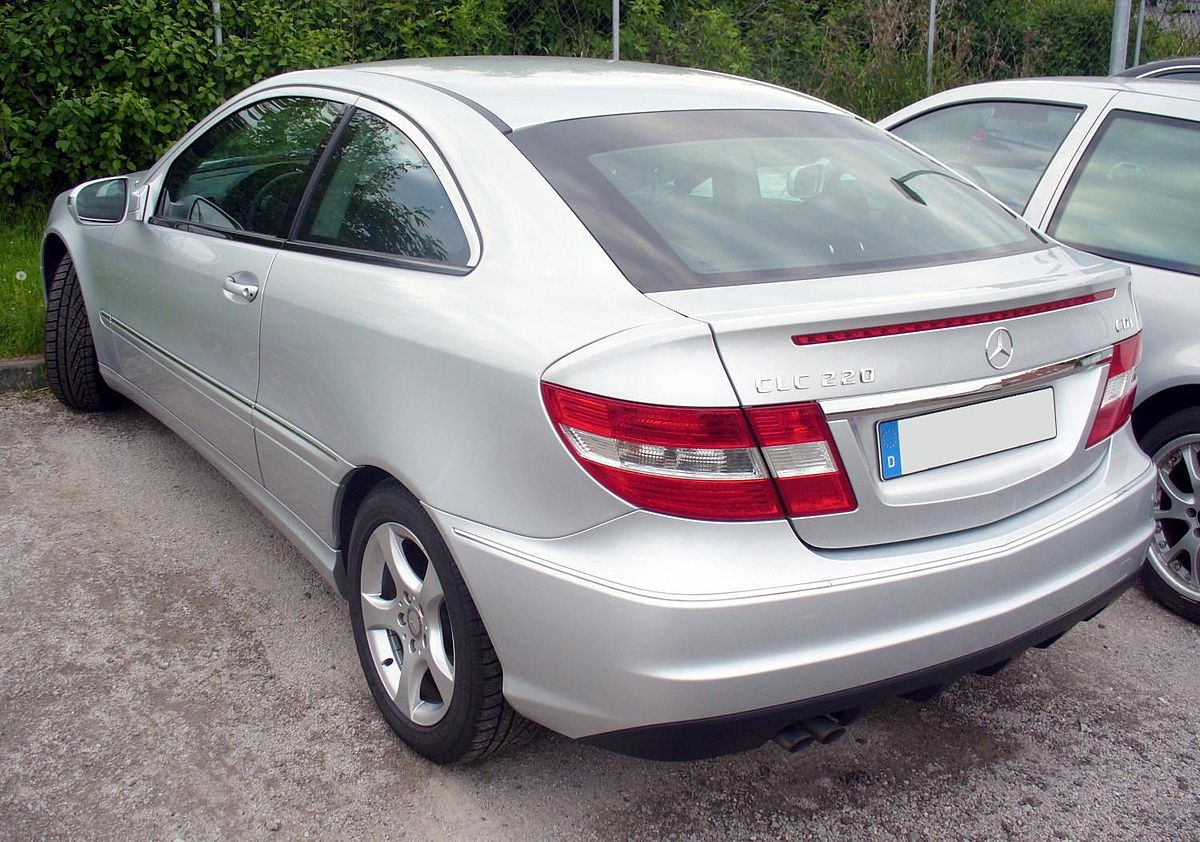 File:Mercedes-Benz W203 C 230 Iridium Silver (1).jpg - Wikimedia Commons