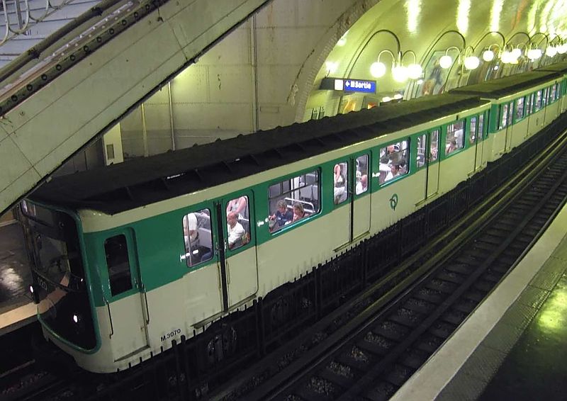 File:Metro-Paris-Rame-MP59-Ligne-4.jpg
