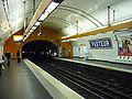 Metro Paris - Ligne 12 - Station Pasteur.jpg