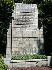 Monument commemorating the dead fishermen of Scheveningen Monument voor 300 Scheveningse visser.JPG