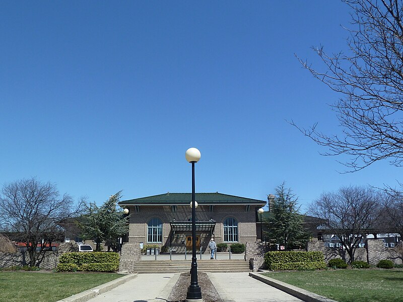 File:Morristown.Train.Station.JPG