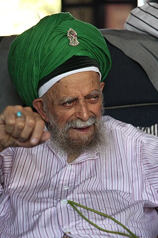 <span class="mw-page-title-main">Nazim Al-Haqqani</span> Leader of the Sublime Naqshbandi Sufi Order (1922–2014)