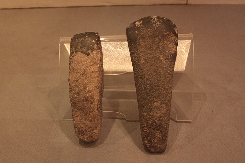 File:Neolithic Yangshao Culture Stone Tools 01.jpg