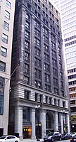New York Life Building 37-43 South Lasalle Street from north.jpg