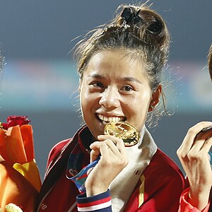 Nguyen Thi Huyen Gold Medal In 400m Hurdles (cropped).jpg