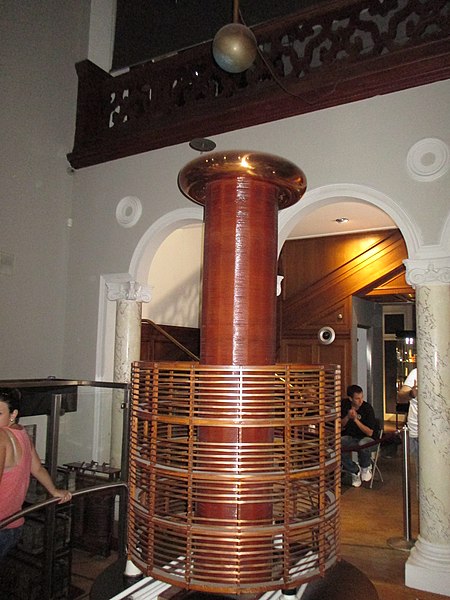 File:Nikola Tesla Museum 030.jpg