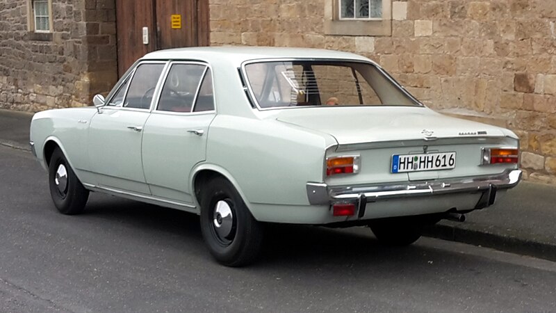 File:Opel Rekord rear 2023 09 17.jpg