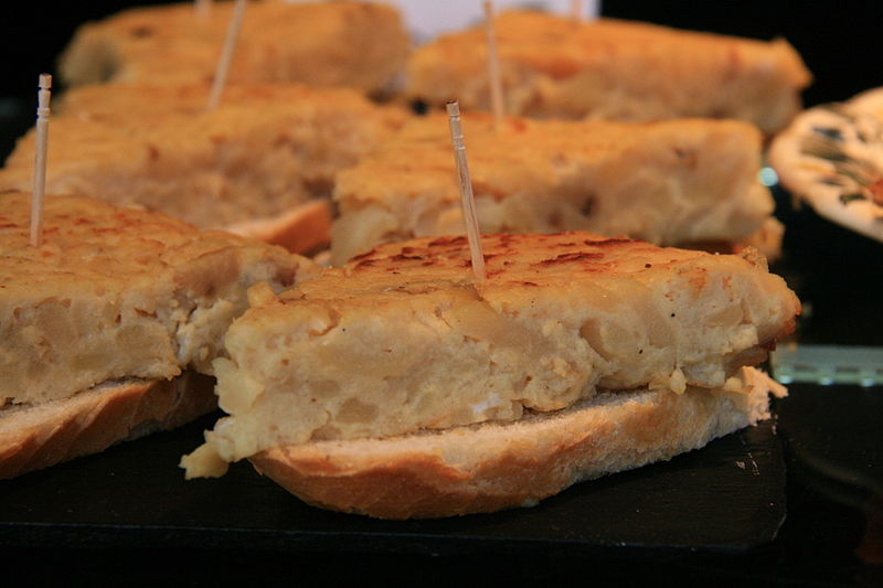 File:Open toast - spanish omelette.JPG
