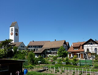 <span class="mw-page-title-main">Ossingen</span> Municipality in Zurich, Switzerland