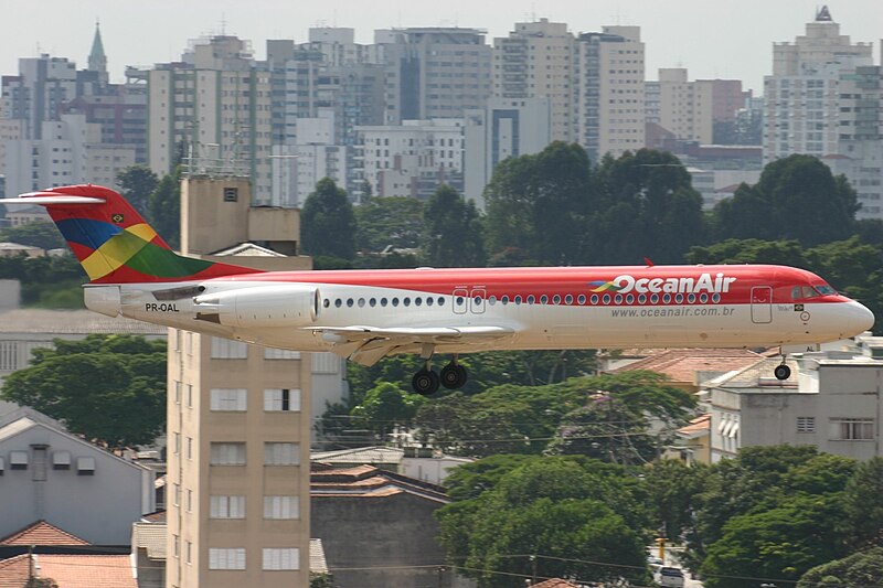 File:PR-OAL Fokker 100 Ocean Air (7376372120).jpg