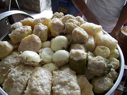 Varieties of steamed siomay: tofu, potatoes, cabbages, bitter gourd and eggs